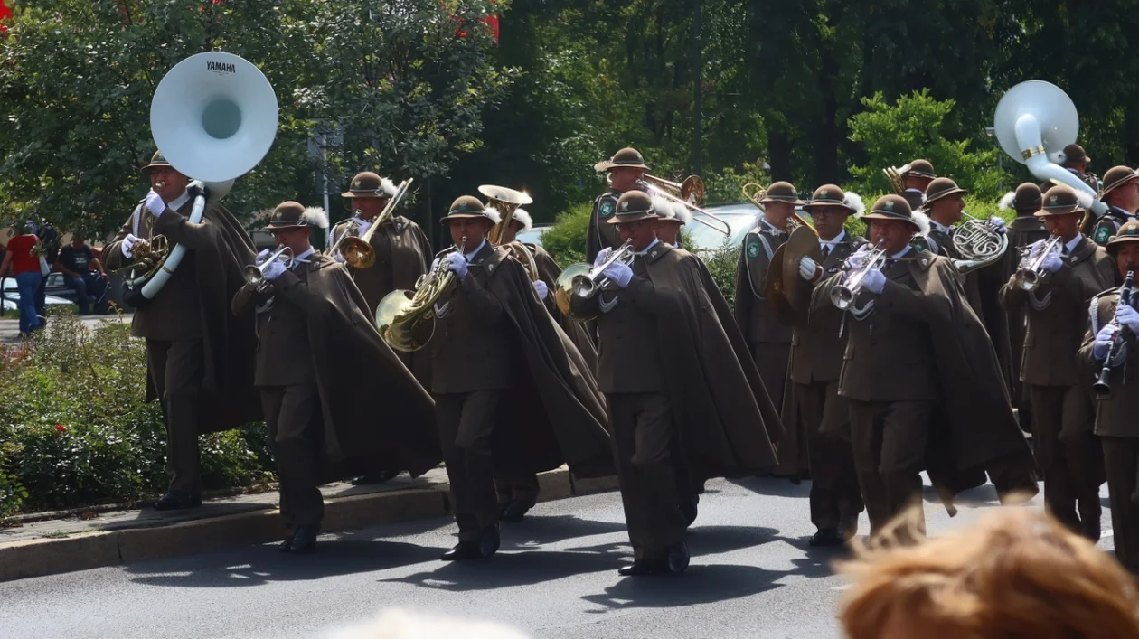 Uroczyste Obchody Święta Wojska Polskiego w Rzeszowie [ZDJĘCIA - WIDEO] - Zdjęcie główne