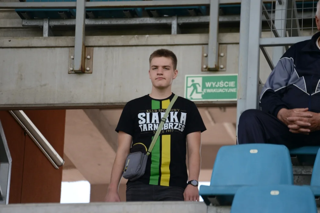 Trzecia liga, grupa 4: Siarka Tarnobrzeg - Garbarnia Kraków 0:0