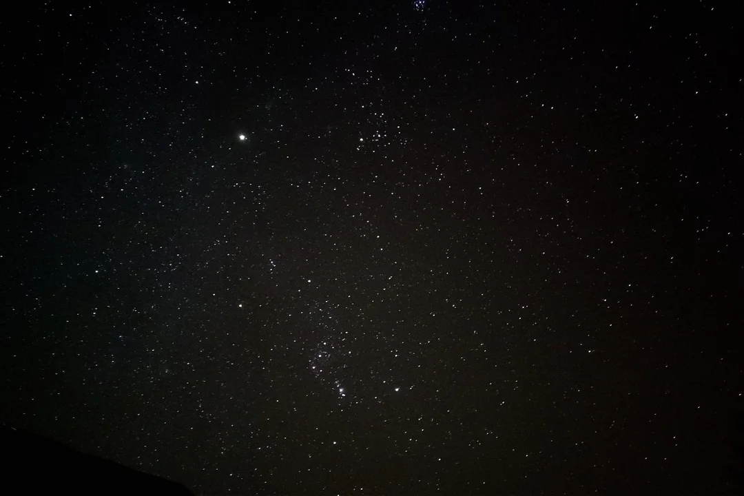 Nocne niebo nad Bieszczadami