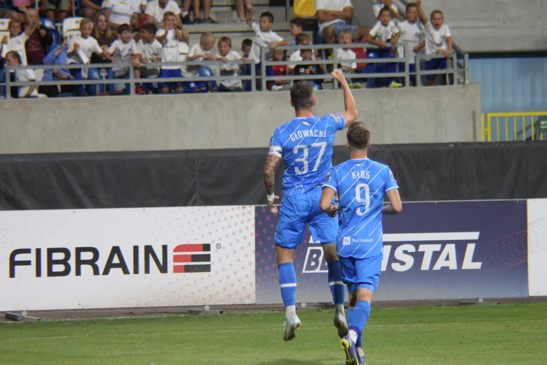 Puchar Polski: Zdecydowały karne. Stal Rzeszów przegrywa w Pucharze Polski z ekstraklasową Koroną Kielce (3-3, 7-8 rz.k)