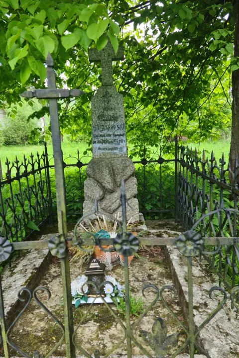 Cmentarz w Polanie