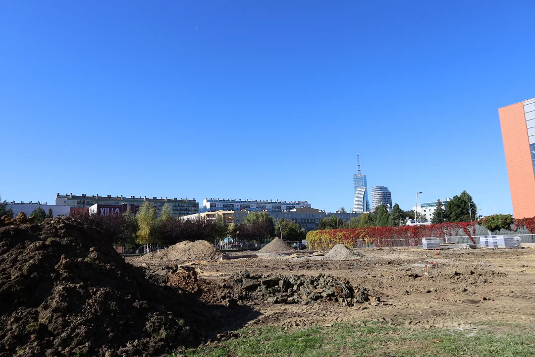 Przy galerii Millenium Hall powstaje nowy park. Sprawdź, gdzie dokładnie będzie położony