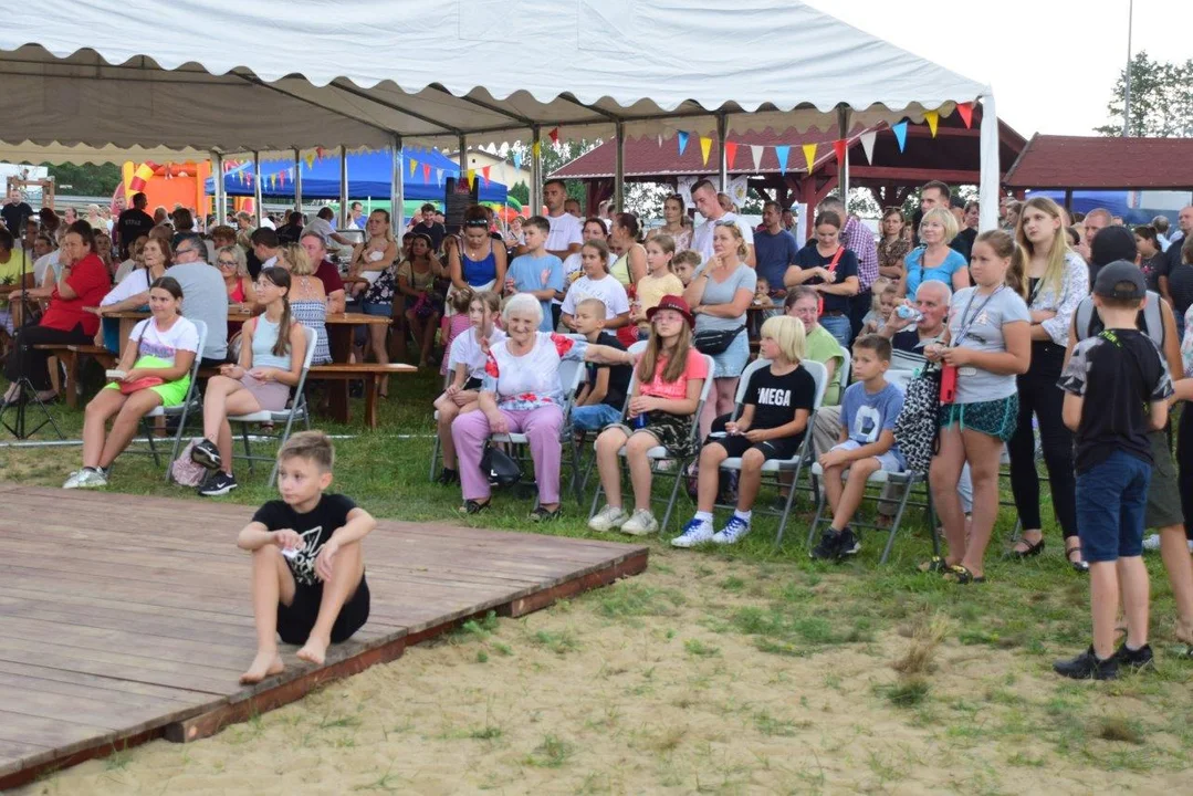 Letni Piknik w Spiach. Pojawiły się tłumy mieszkańców i nie tylko [ZDJĘCIA] - Zdjęcie główne