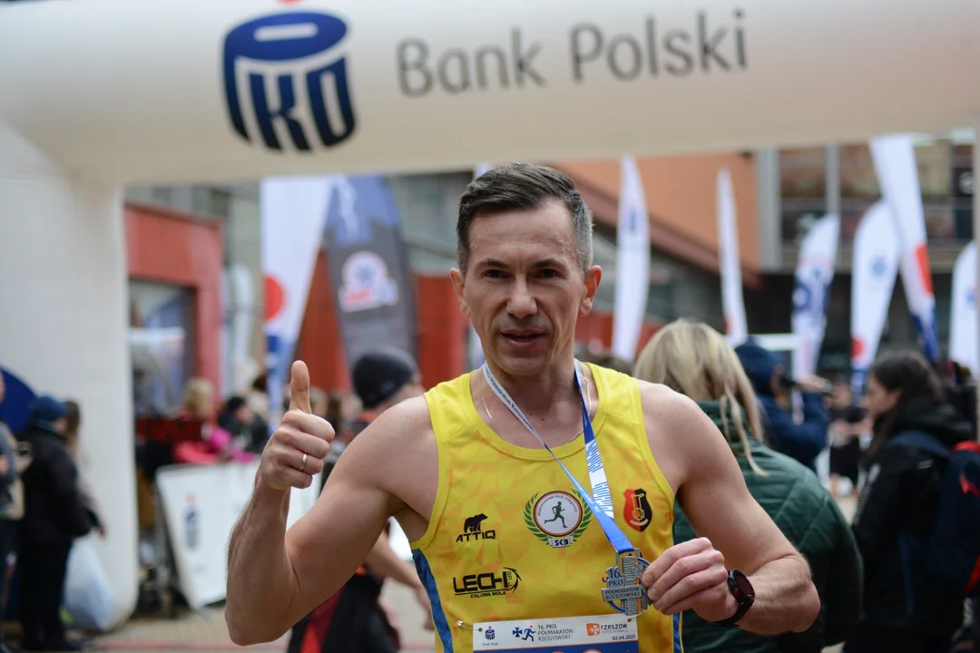 16. PKO Półmaraton Rzeszowski oraz 8. PKO Sztafeta Półmaratońska w Rzeszowie - dużo zdjęć z trasy i mety