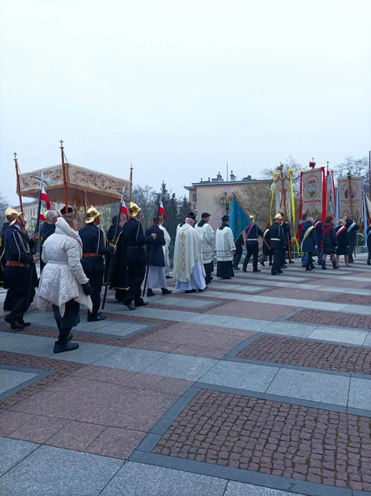 Procesja rezurekcyjna w kościele MBNP w Mielcu