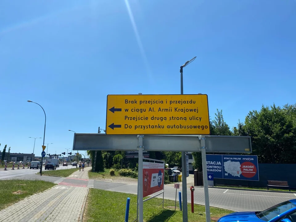 Utrudnienia w ruchu na skrzyżowaniu ale Armii krajowej i Krzyżanowskiego