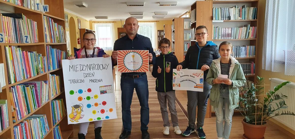 W Szkole Podstawowej w Bukowsku obchodzono XII Światowy Dzień Tabliczki Mnożenia - Zdjęcie główne