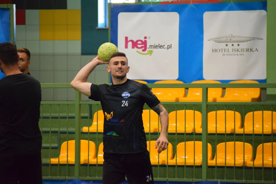 Handball Stal Mielec na treningu