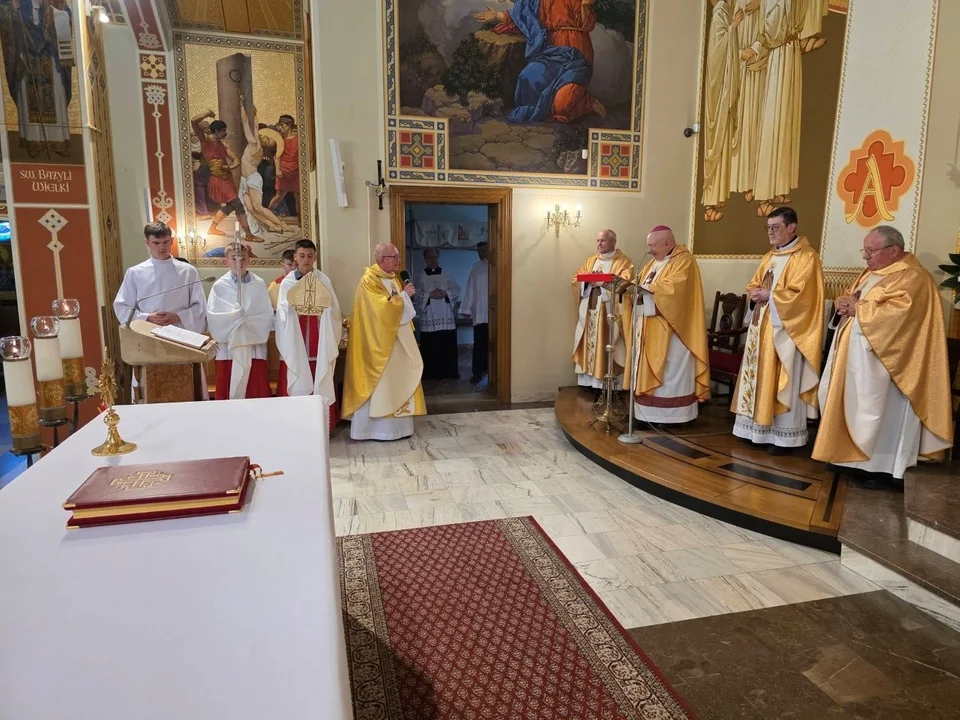 Parafia św. Brata Alberta w Kolbuszowej hucznie świętowała jubileusz i odpust