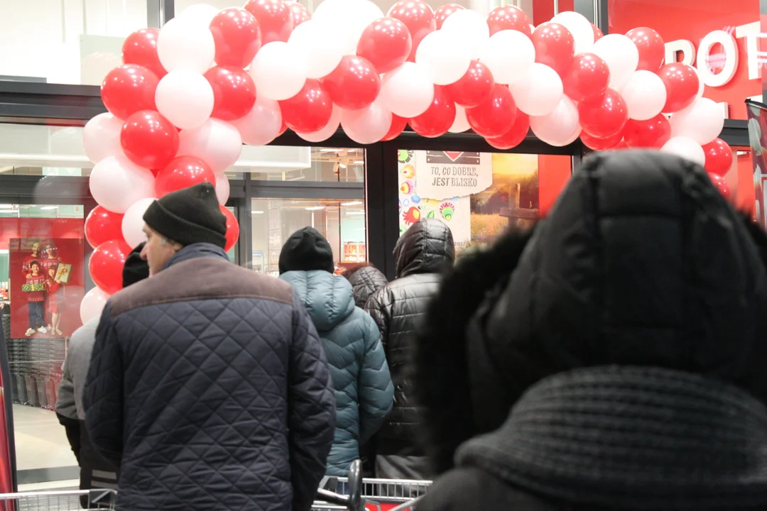 Otwarcie drugiego marketu Kaufland w Rzeszowie. Tłumów nie było