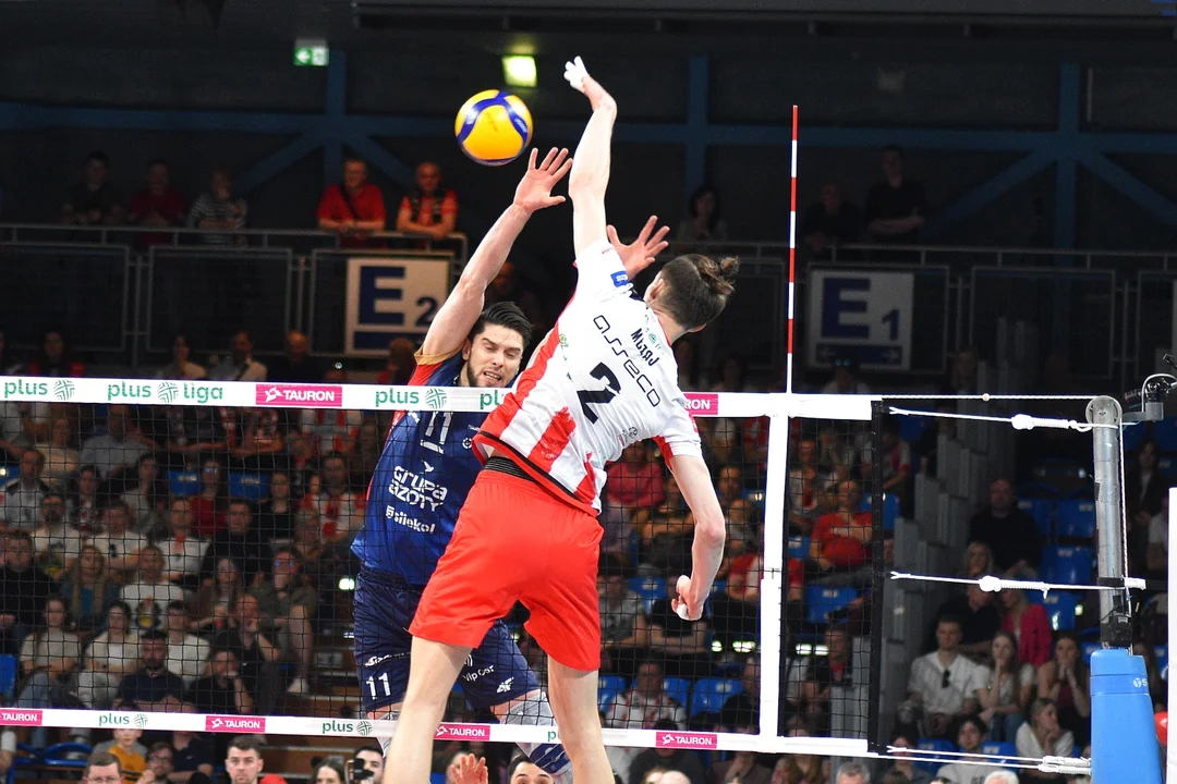 Drugi półfinałowy mecz siatkarskiej PlusLigi: Asseco Resovia Rzeszów - Grupa Azoty ZAKSA Kędzierzyn-Koźle (1:3)