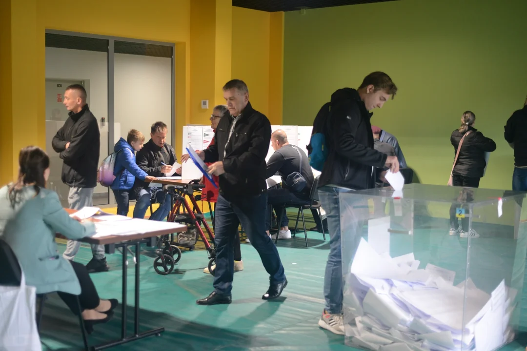 Wybory 2023: Tak głosuje Tarnobrzeg