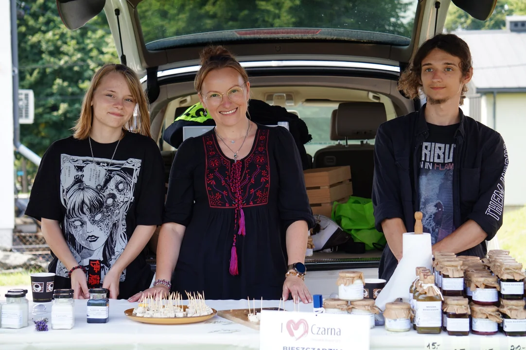 Muzyka, rękodzieło i regionalna kuchnia. W Czarnej Górnej już po raz ósmy odbył się Bieszczadzki Festiwal Sztuk [ZDJĘCIA, WIDEO] - Zdjęcie główne