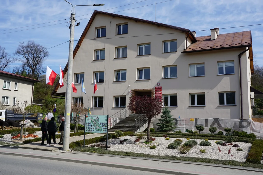 Modernizacja budynku urzędu gminy w Komańczy