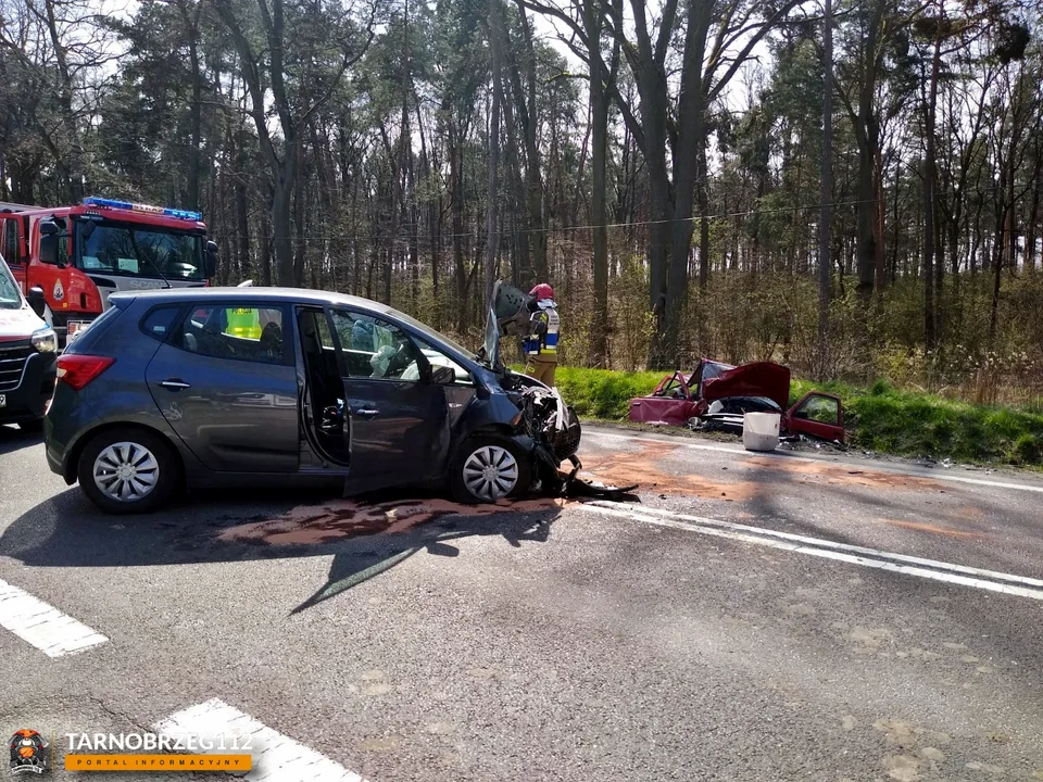 Wypadek na drodze krajowej nr 9 na odcinku Kolbuszowa - Tarnobrzeg w Jadachach