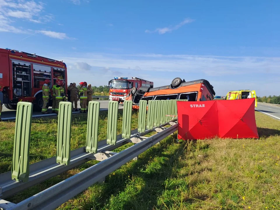 Dwie osoby nie żyją! Piętnaście rannych - wypadek na A4 koło Rzeszowa