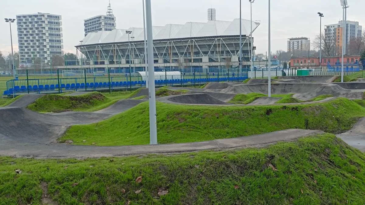 Powstał kolejny pumptrack na mapie Rzeszowa, tym razem na bulwarach. Kosztował 1,3 mln złotych - Zdjęcie główne