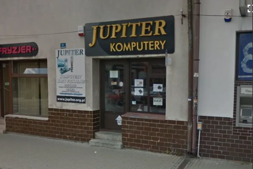 Te sklepy i lokale zniknęły z Kolbuszowej. Znajdziesz je na zdjęciach Google Street View [ZDJĘCIA]