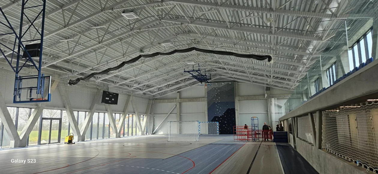Hala sportowa w Borowej