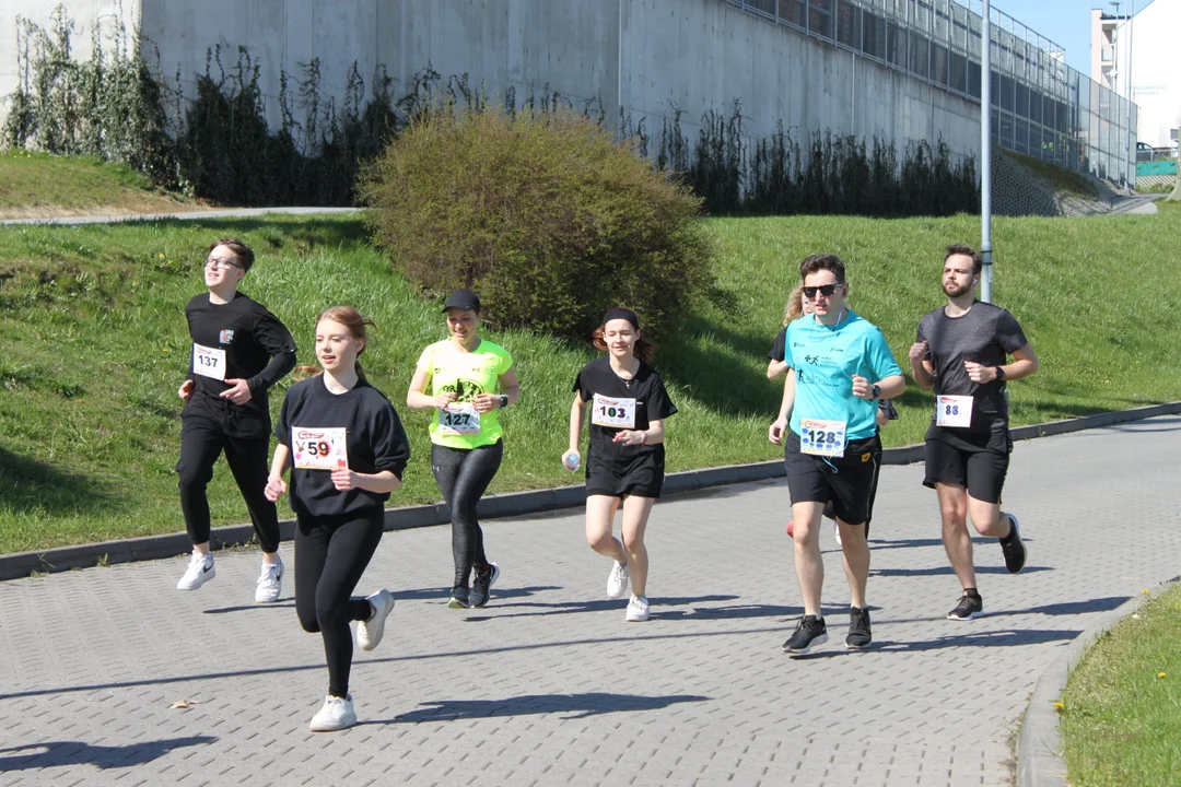 II Charytatywny Bieg Na Ostro w Rzeszowie. Sportowa zabawa dla dzieci i dorosłych