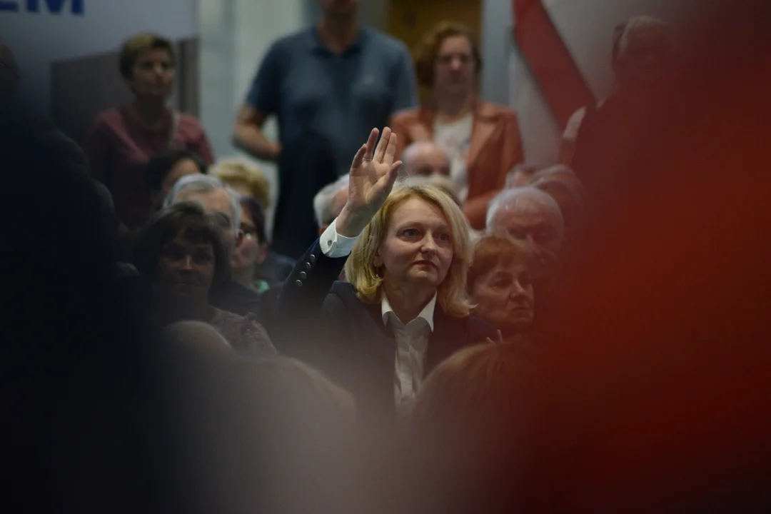 Donald Tusk w Tarnobrzegu. Tłumy mieszkańców na spotkaniu
