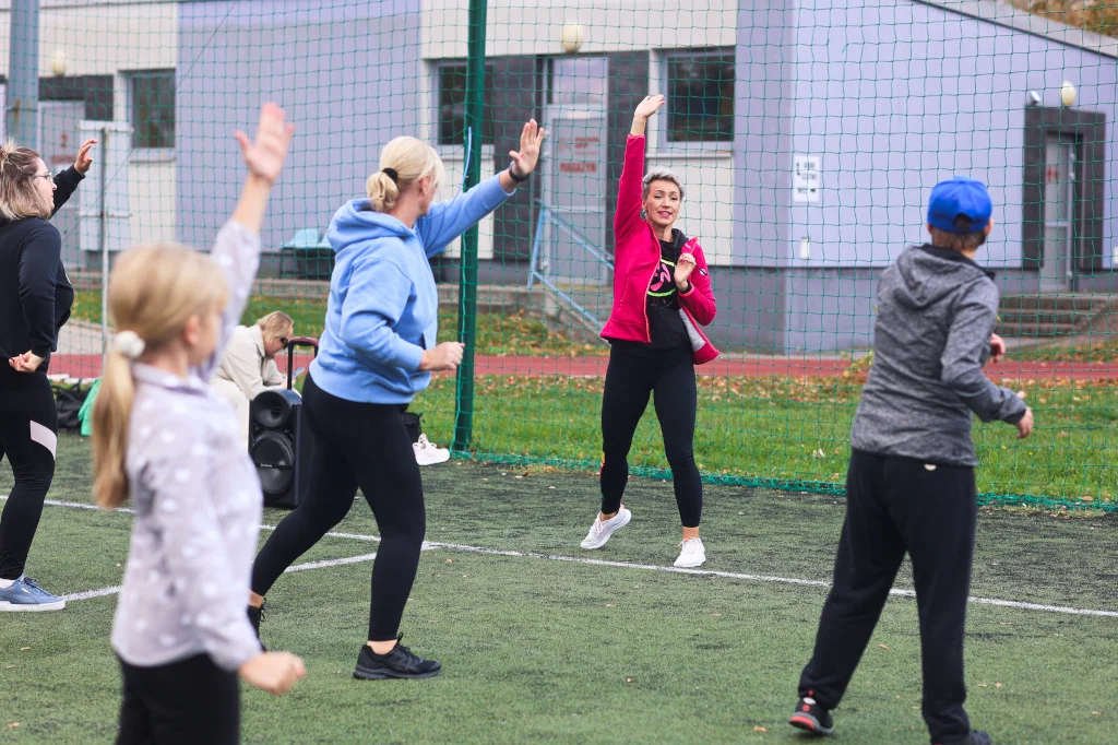 Zumba na stadionie Gryf w Mielcu