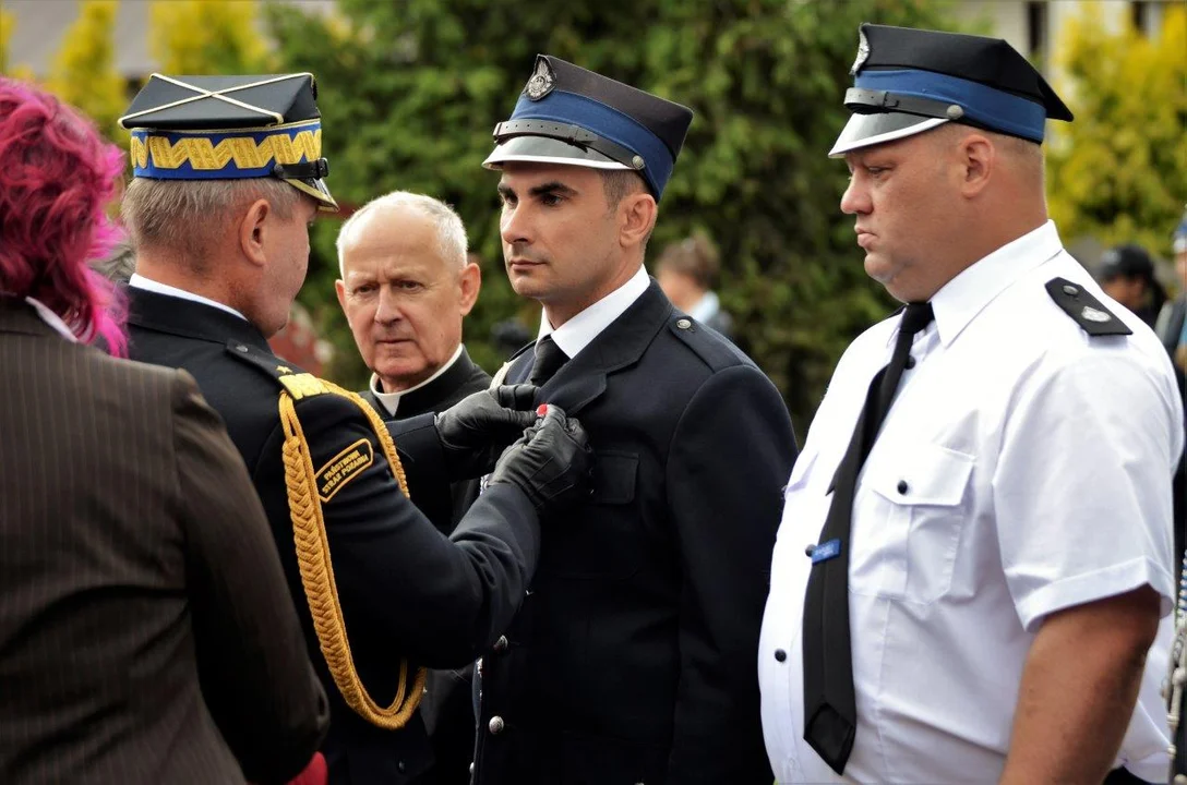 Medale otrzymali najbardziej zasłużeni dla pożarnictwa.