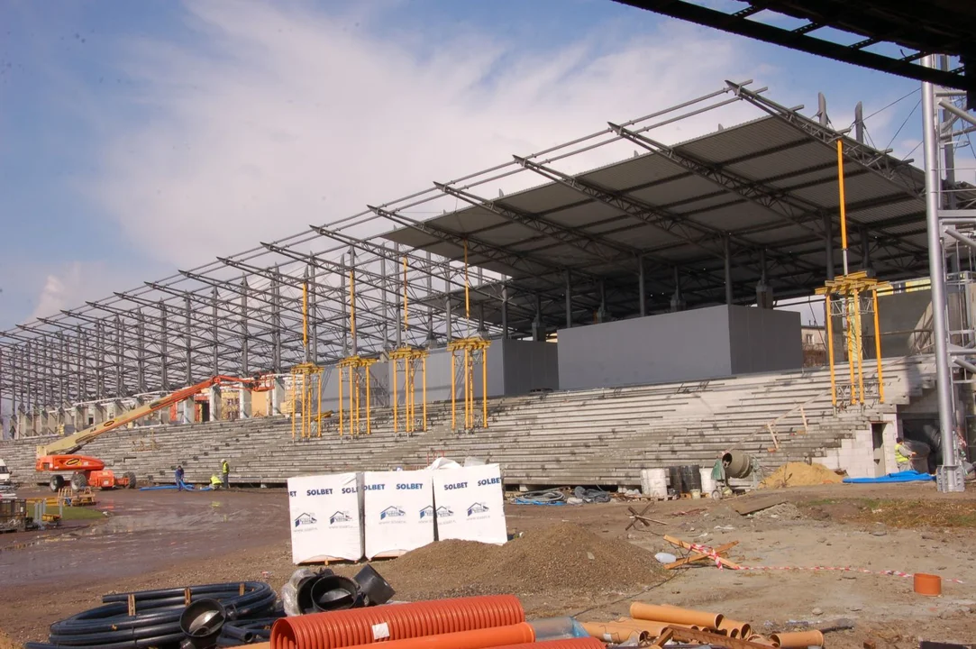 Rozbiórka starego i budowa nowego Stadionu Miejskiego w Mielcu