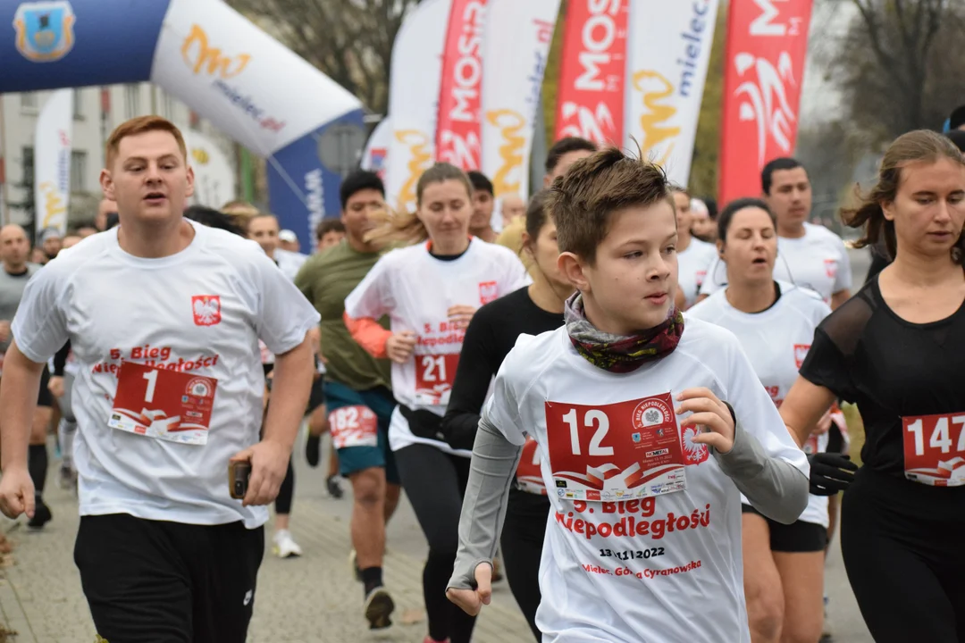 Start 5. Biegu Niepodległości w Mielcu