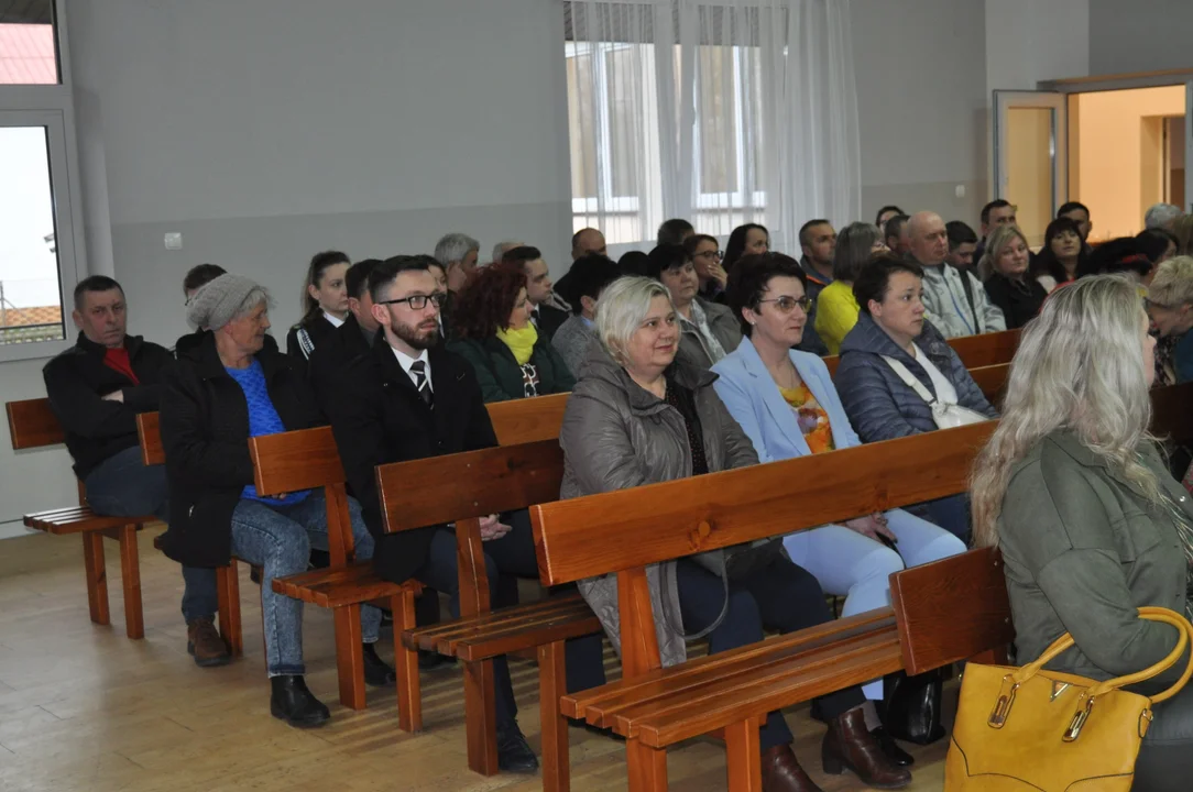 Poseł Kapinos odpowiada na pytania mieszkańców Gminy Przecław