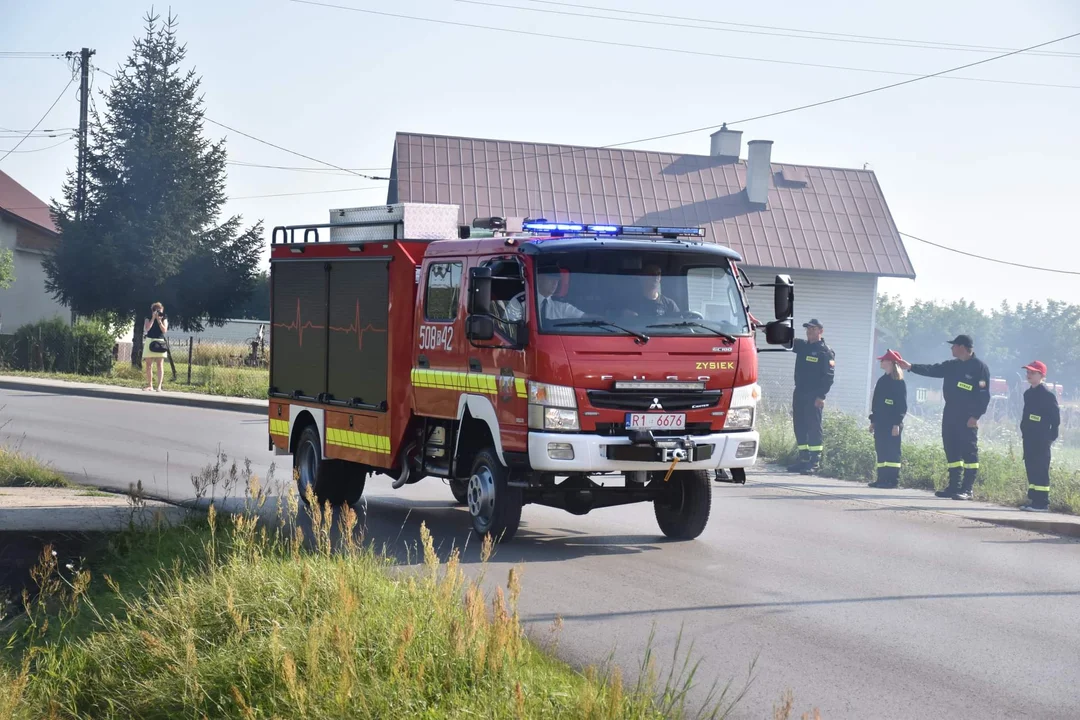 Nowy wóz dla strażaków z OSP Złotniki [ZDJĘCIA] - Zdjęcie główne