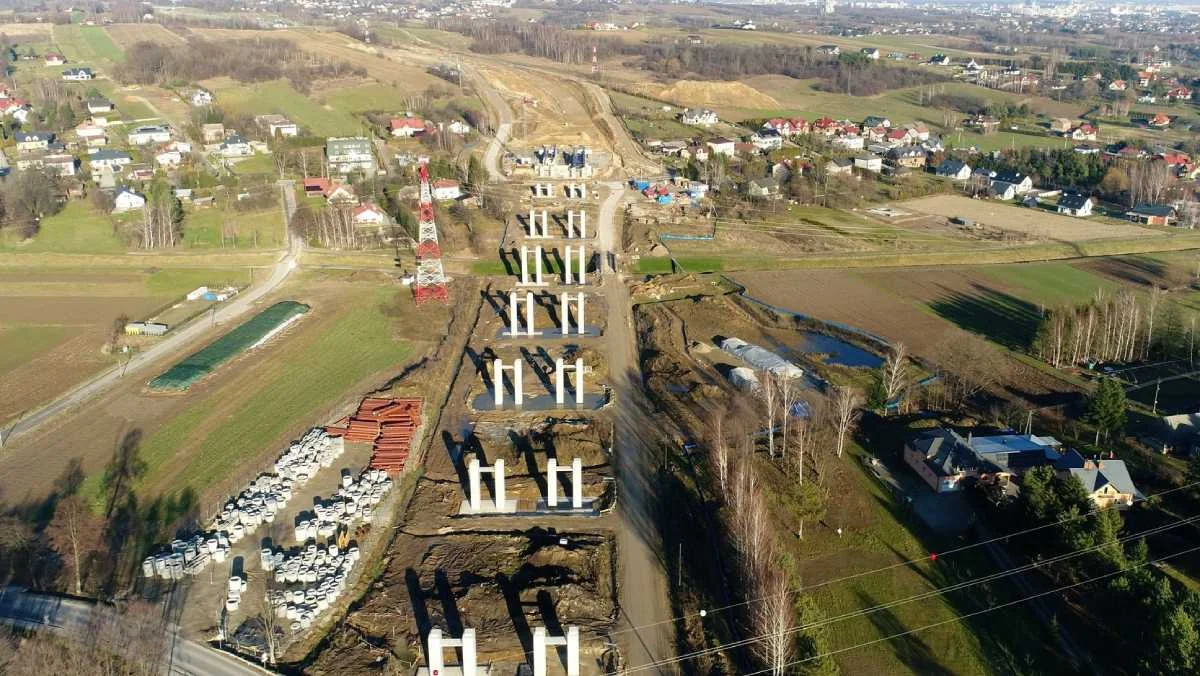 19 Rzeszów Południe - Babica. Widok na budowę estakady w Racławówce