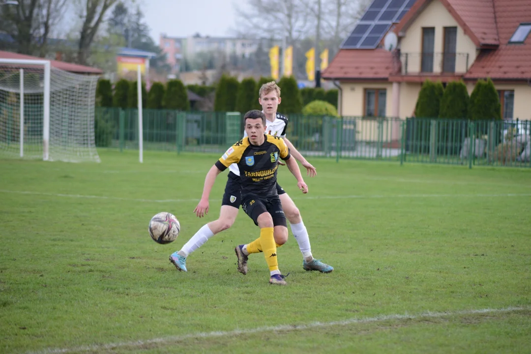 Klasa okręgowa, Stalowa Wola: Siarka II Tarnobrzeg - Stal II Stalowa Wola 1:2