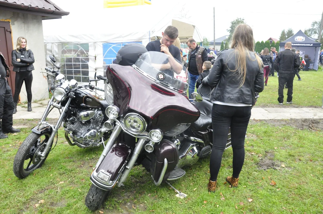 W niedzielę pożegnanie sezonu motocyklowego. Tak było w ubiegłym roku [ZDJĘCIA] - Zdjęcie główne