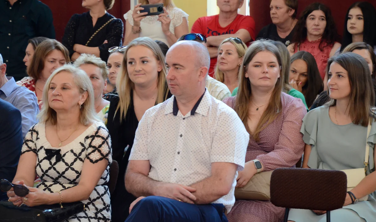 Pożegnanie klas ósmych Szkoły Podstawowej nr 1 w Kolbuszowej