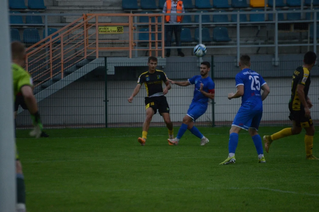 Trzecia liga, grupa 4: Siarka Tarnobrzeg - Sokół Sieniawa 2:0