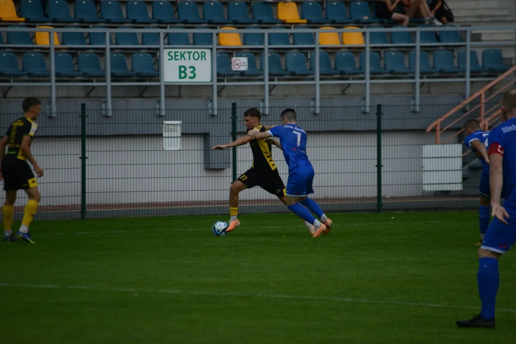 Trzecia liga, grupa 4: Siarka Tarnobrzeg - Sokół Sieniawa 2:0
