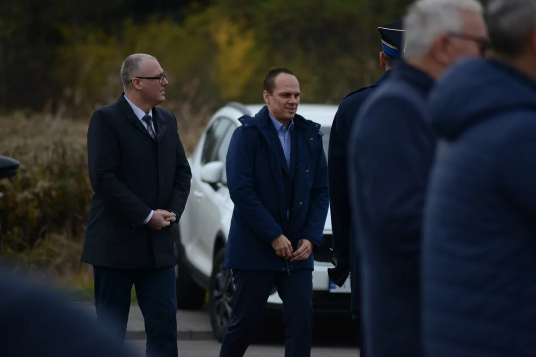 Uroczyste otwarcie obwodnicy Tarnobrzega - pierwsze pojazdy na tej drodze