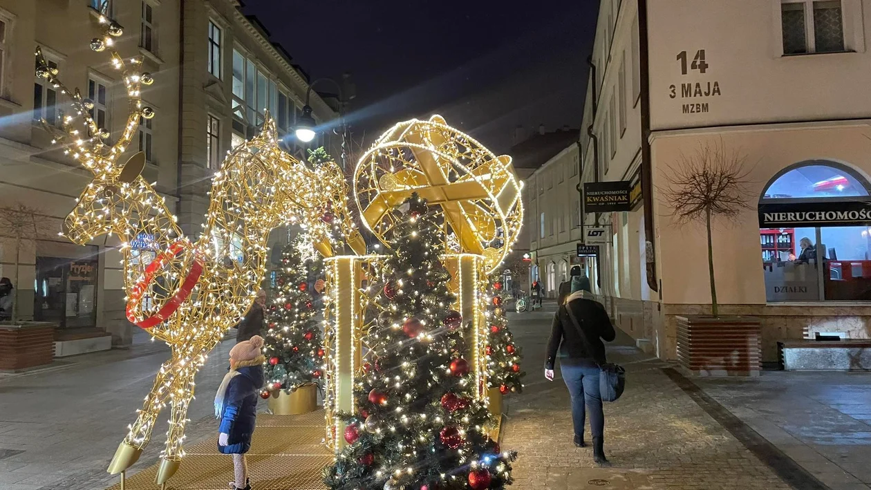 Oświetlenie świąteczne w centrum Rzeszowa