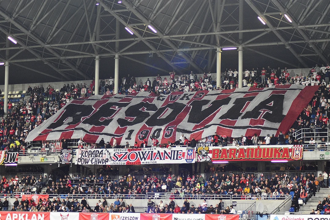 Mecz derbowy. Fortuna 1. Liga: Resovia Rzeszów - Stal Rzeszów