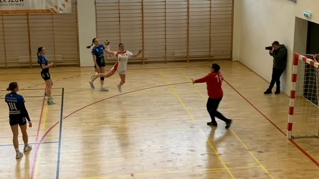 SPR Handball Rzeszów vs UKS Varsovia Warszawa