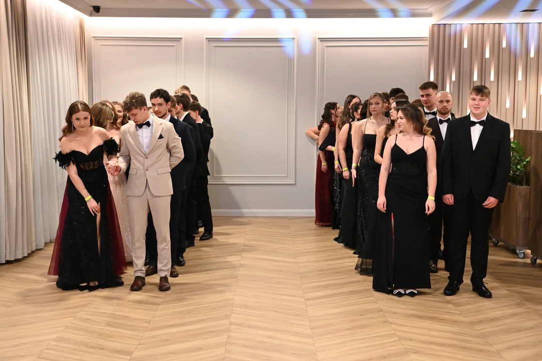 Studniówka uczniów z Samorządowego Liceum Ogólnokształcącego w Głogowie Małopolskim oraz Technikum Logistycznego w Głogowie Małopolskim