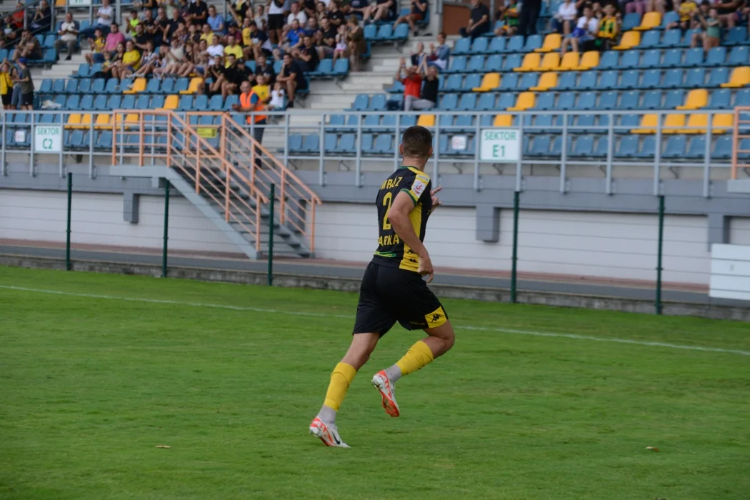 Trzecia liga, grupa 4: Siarka Tarnobrzeg - Sokół Sieniawa 2:0