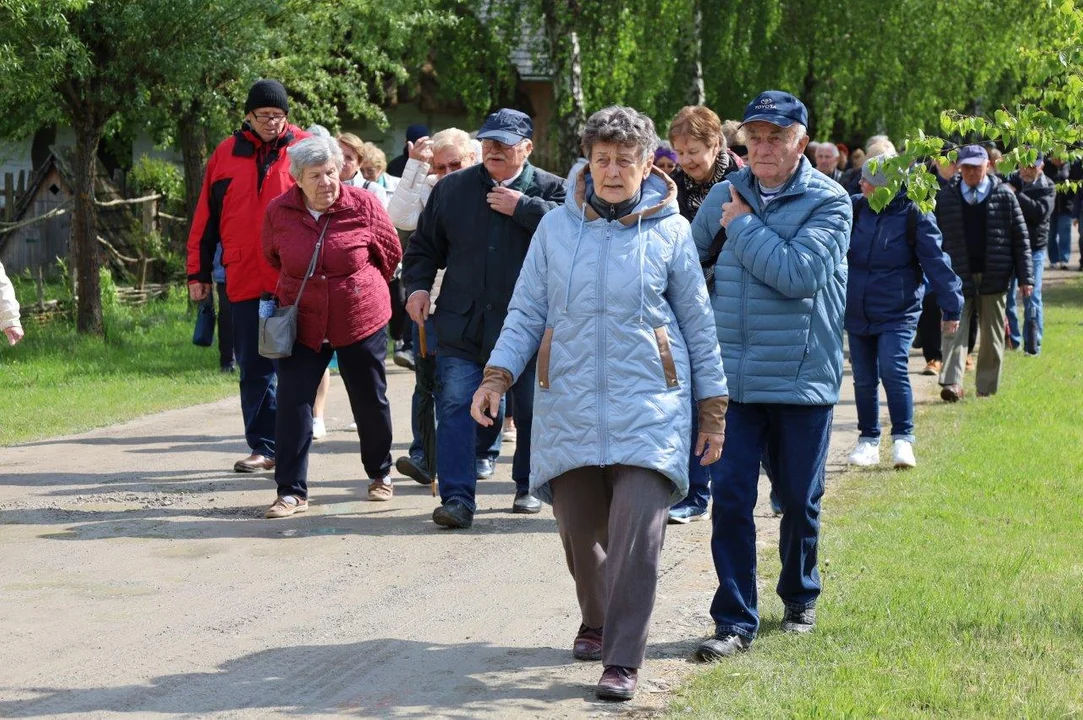 Majówka z emerytami w Kolbuszowej