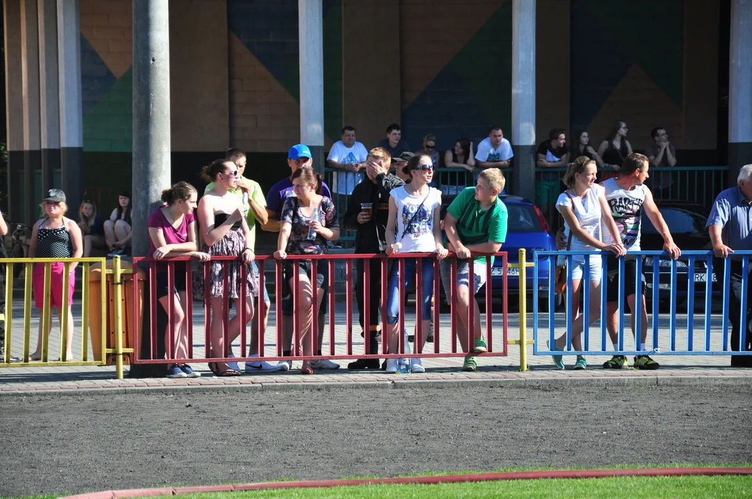 Druhowie w 2014 roku na stadionie sportowym w Kolbuszowej.