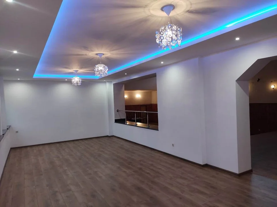 Sala Wiejskiego Domu Kultury w Prusieku będzie nowym punktem spotkań dla miłośników kultury i sztuki [ZDJĘCIA] - Zdjęcie główne