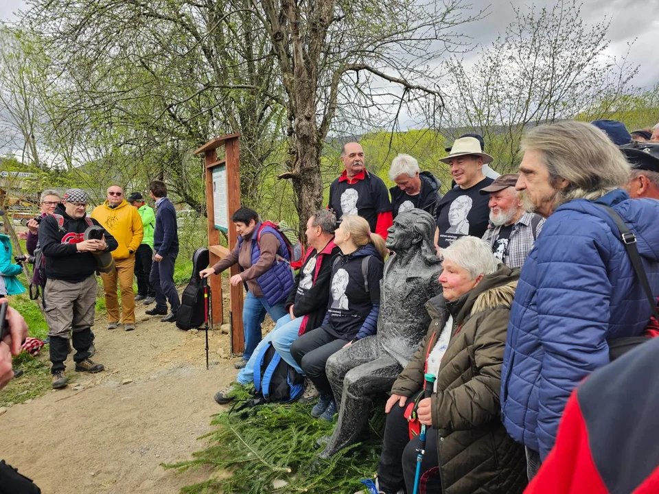 Uroczyste odsłonięcie Ławeczki Majstra Biedy