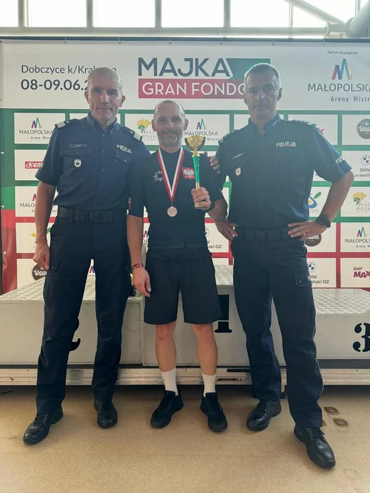 Sanocki policjant na podium Mistrzostw Polski w kolarstwie szosowym