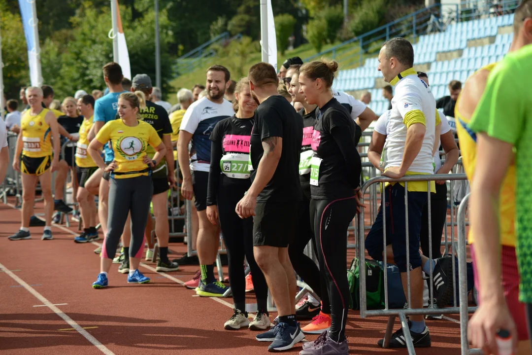 6. PKO Bieg Charytatywny w Stalowej Woli - część 1