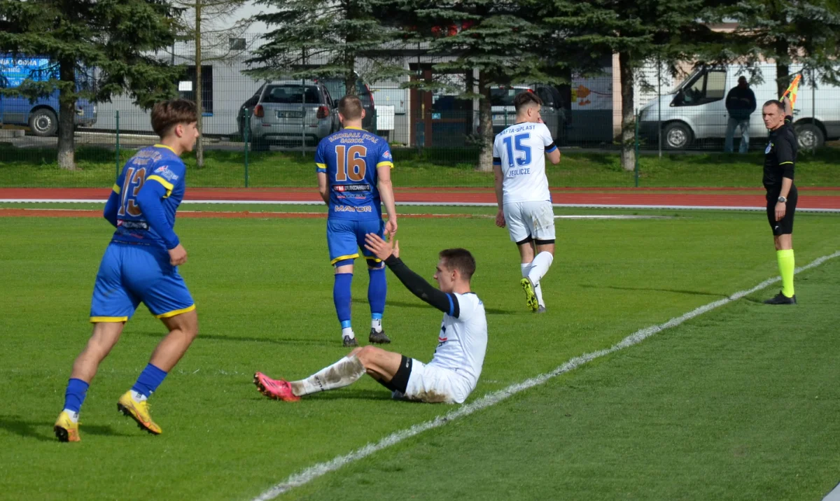 Ekoball Stal Sanok - ZKS Nafta Jedlicze 3:0